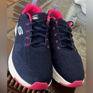 Skechers Arch Support women’s size 10W wide